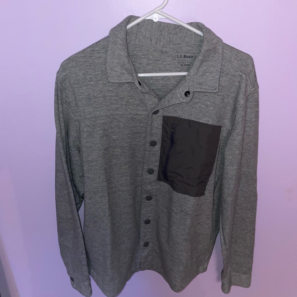 L.L. Bean Men's Casual Gray Shirt with Pocket